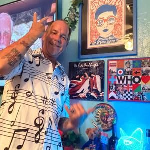 Meet your Posher, Matthew louis